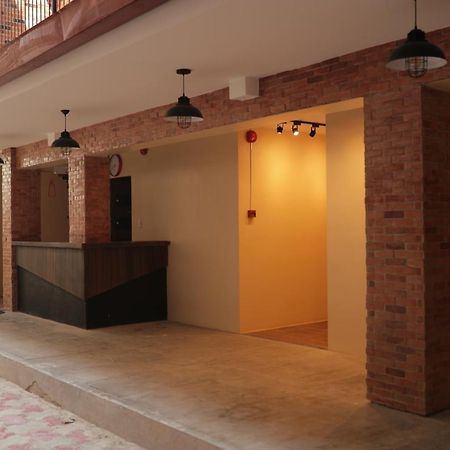 Cerca Hotel Balabag  Kültér fotó