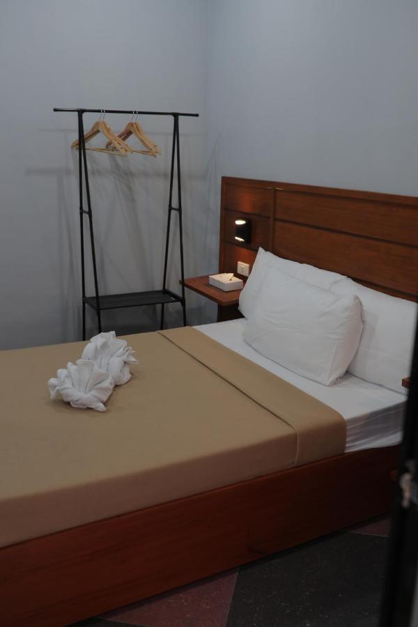 Cerca Hotel Balabag  Kültér fotó