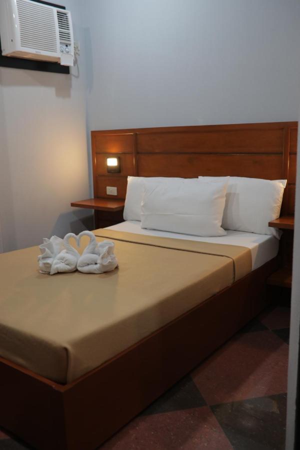 Cerca Hotel Balabag  Kültér fotó