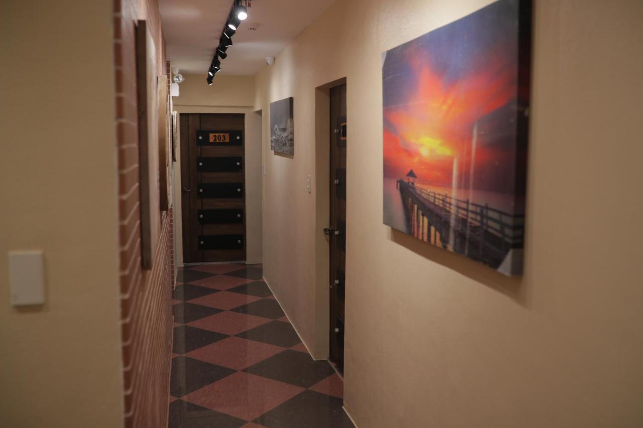 Cerca Hotel Balabag  Kültér fotó