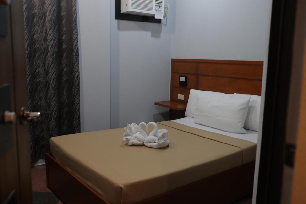 Cerca Hotel Balabag  Kültér fotó
