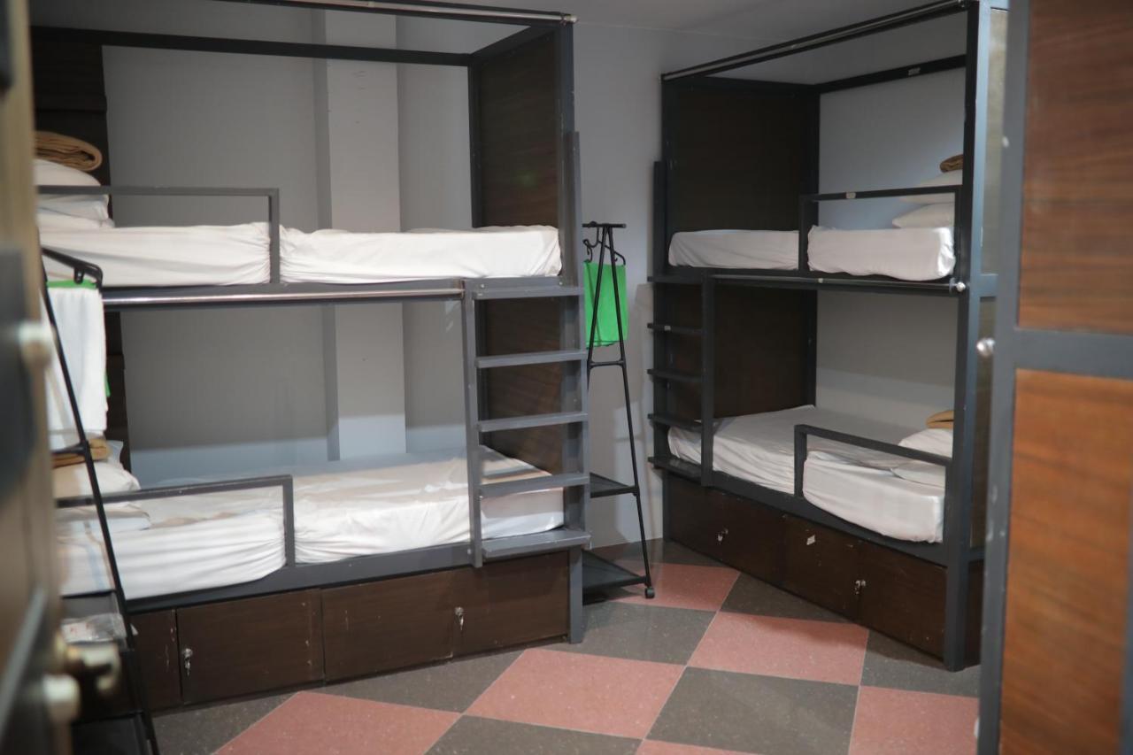 Cerca Hotel Balabag  Kültér fotó