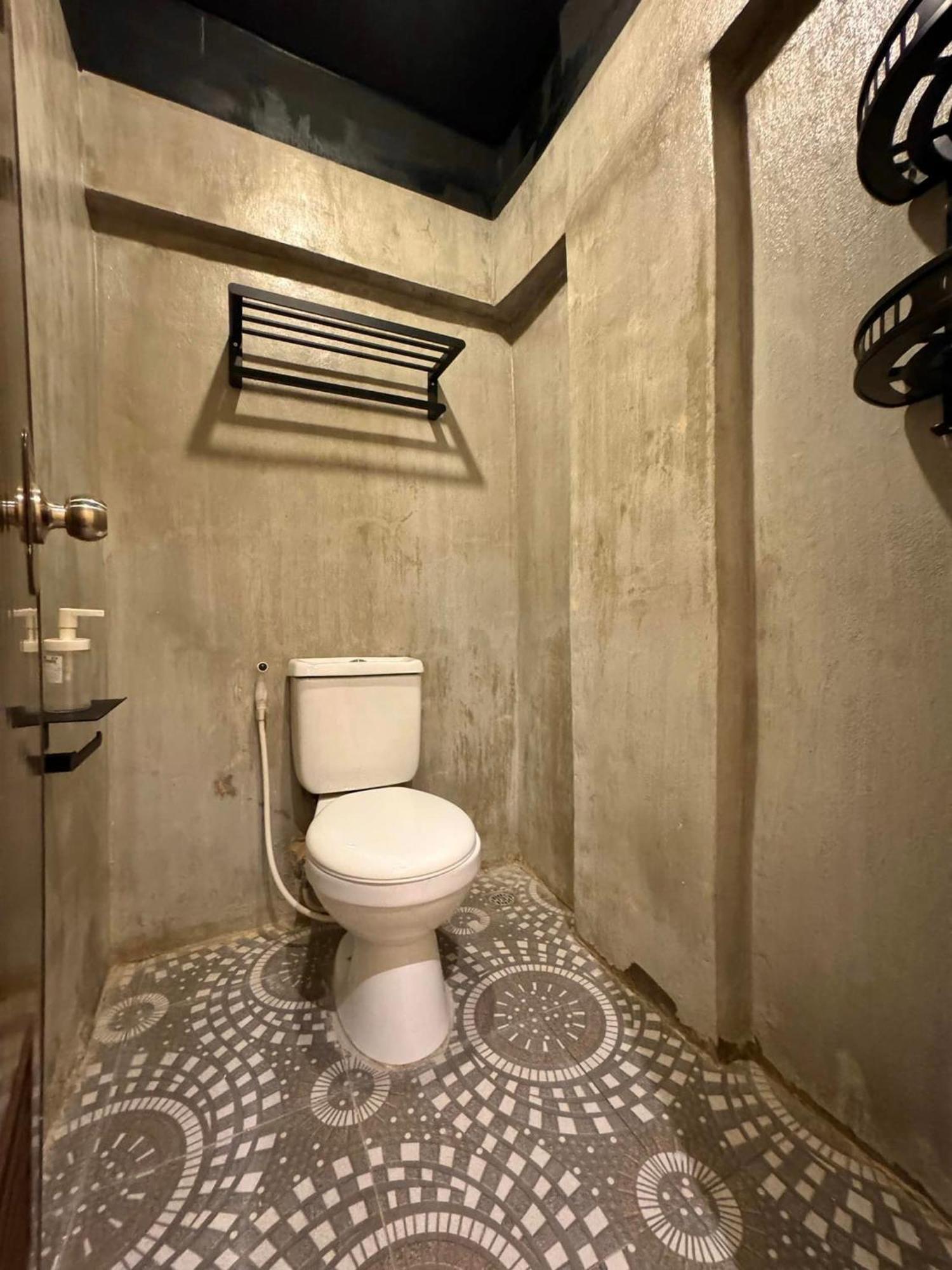 Cerca Hotel Balabag  Kültér fotó